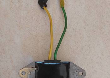 ELMOT RNc-12 14V NOWY/NIEUŻYWANY regulator napięcia Fiat 126p PRL