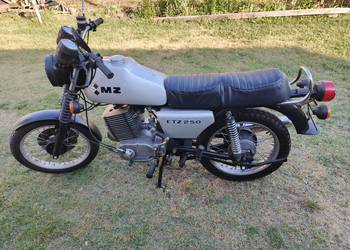 Mz Etz 250 z dokumentami