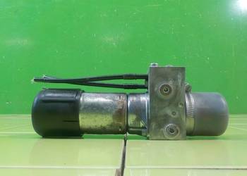 MERCEDES ML W164 LIFT 3.0 CDI 09r pompa silownik klapy tyl A1648002848