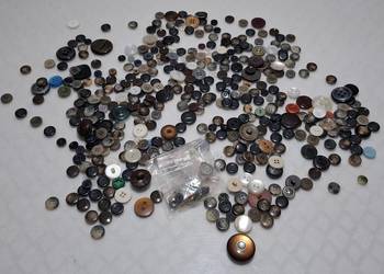 Guziki itp. duży zestaw, mix, 280g (Guzik)