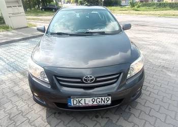 Śliczna toyota corolla lub zamiana
