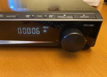 Odtwarzacz CD/DVD/MP3 Panasonic + 2 głośniki