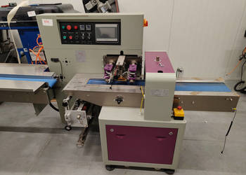 Maszyna pakująca typu FLOWPACK automatyczna 350X TC20 3 serwomotory, przen…