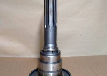 ZF 1356302100 WAŁEK SPRZĘGŁOWY SKRZYNI BIEGÓW MAN