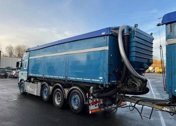 Wywrotka do zboza z zasysaniem.odkurzacz