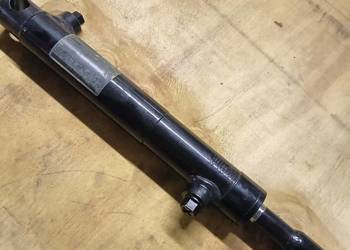 siłownik hydrauliczny motowideł hederu New Holland Case 84247305