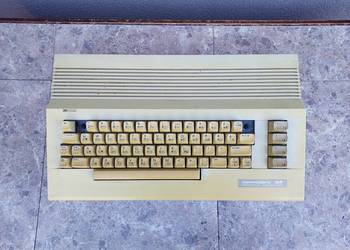 Stary komputer Commodore 64 sprawny