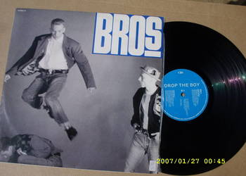 K.  Singiel 12'' , Pop ;BROS--DROP THE BOY.