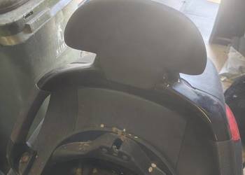 Piaggio x8 X-evo oparcie pasażera