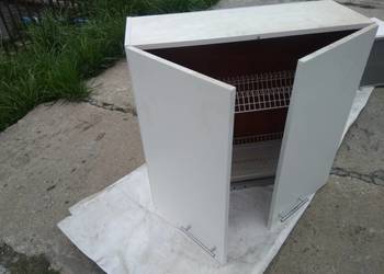 Szafki wiszące 2 sztuki. Kuchnia. Altanka. Ogródek działkowy.