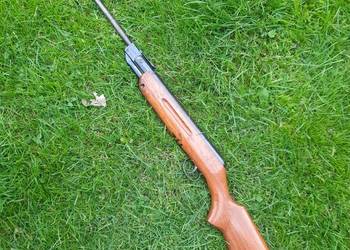 Wiatrówka Slavia 620