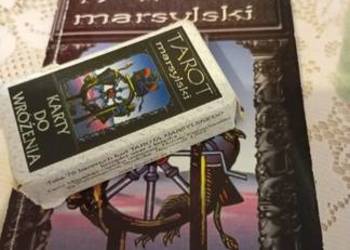 Karty z książką Tarot marsylski Helena Starowieyska