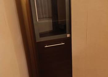 Sprzedam używaną szafkę z witryną