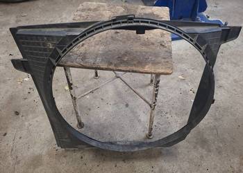 Mercedes w124 obudowa wentylatora 1245000755