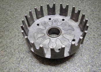 KOSZ SPRZĘGŁA ZEWNĘTRZNY SUZUKI RM 250 96-00R