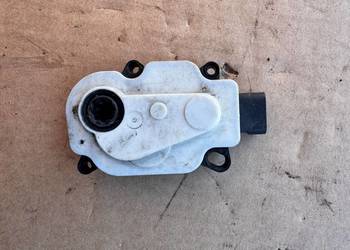 Silniczek nastawnik żaluzji chłodnicy Renault Captur I 13-19 6466R330