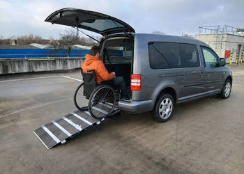 VW Caddy Maxi 1,6 TDI DSG Rampa dla inwalidy