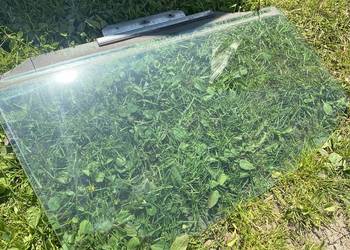 Szyba drzwi prawy tył sedan