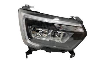 Renault Master III 05.2019-06.2024 LIFT Reflektor Lampa przednia prawa LED