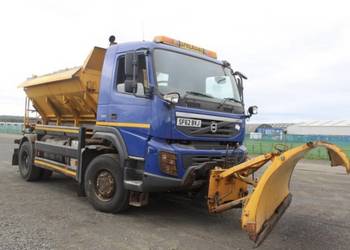 VOLVO FMX330 4x4 2012 piaskarka solarka pług euro5