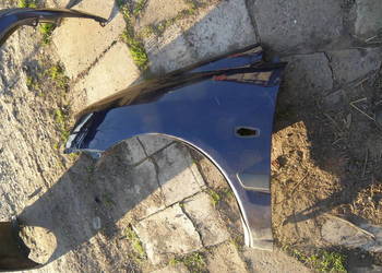 Błotnik przedni lewy Mitsubishi Space Star 98-02 granatowy Błotnik przedni lewy Mitsubishi Space Star 98-02 granatowy