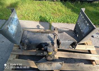 Zaczep Dolny hak automatyczny Vorlandi Man Mercedes rozstaw 86cm