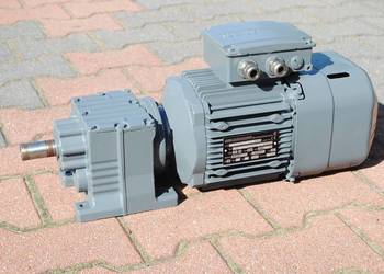 Motoreduktor 1.5kw. 212obr./min. z hamulcem. Firmy SEW