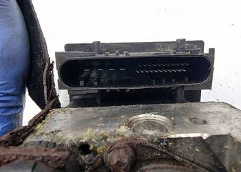 POMPA ABS HAMULCOWA TOYOTA AVENSIS T25 2265100416 POMPA ABS HAMULCOWA TOYOTA AVENSIS T25 2265100416