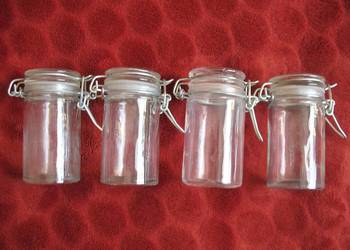 Szklane pojemniki z pokrywką - 8 x 4 cm z uszczelką