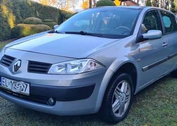 Renault Megane Privilege , Szklany dach, Keyless stan Bardzo Dobry