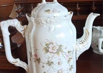 Dzbanek Ohme. Syg. z lat 1883-1920 r.  Wytwórnia Porzellanmanufaktur Herman