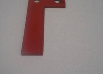 Skrobak boczny prawy  8243-074-260-02 Unia Oryginał