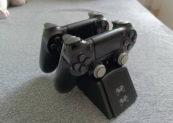 Ładowarka padów PlayStation 4, PS4