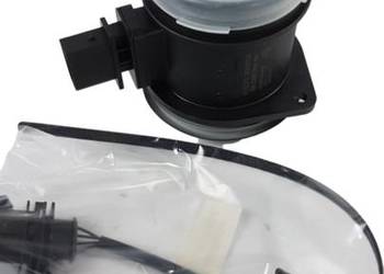 VOLVO C30 C70 S40 V50 przeplywomierz 2,4D OE 31331525