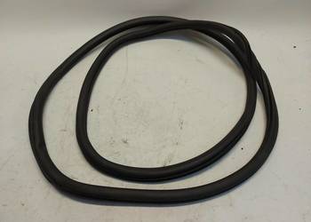 Ford Tourneo Connect III MK3 USZCZELKA LEWA PRZÓD  Ford Tourneo Connect III MK3 USZCZELKA LEWA PRZÓD