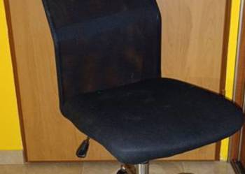 Fotel biurowy obrotowy