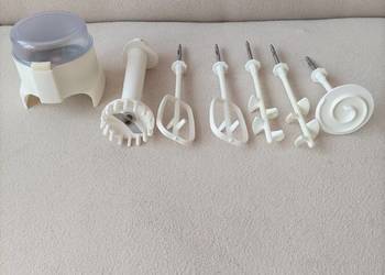 Mikser robot kuchenny Predom Niewiadów typ 720 i 724 z PRL-u ( akcesoria)