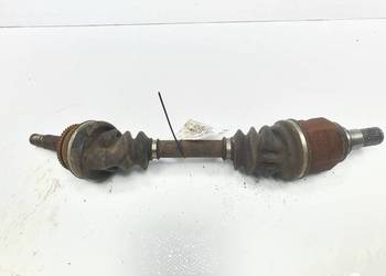 PÓŁOŚ LEWA PRZÓD TOYOTA AVENSIS T25