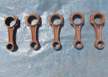 Korbowód Ford New Holland