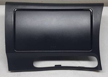 SCHOWEK UCHWYT NA KUBKI MAZDA 6 GJ6A64361