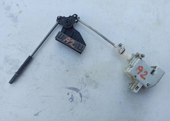 Audi A2 Siłownik klapki wlewu paliwa 8Z0810773 8Z0862273C 8Z0810901