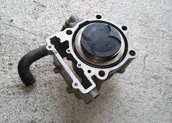 Cylinder wraz z tłokiem sprawny 92mm Dinli centhor 550 700