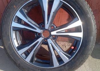 Opony zimowe 215/55/R18 z alufelgami Nissana Qashqai