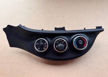 Panel klimatyzacji nawiewu Toyota Yaris III 11-20 55406-0D490