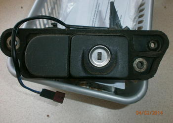 Mercedes W 220 zamek tylnej klapy