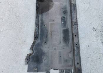 Osłona płyta podwozia prawa AUDI A6 C7 4G0825208