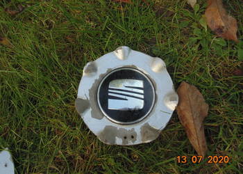 Dekielek dekielki felgi aluminiowej Seat Leon Toledo 16 cali 1M0.601.149A/K