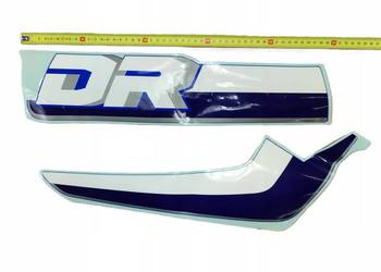 NAKLEJKI NA BAK LEWA STR. SUZUKI DR800S 1990 NOWE ORYGINALNE 6811644B213UR