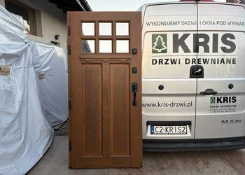 drzwi dostępnje od ręki złoty dąb klamka schlage angielski styl