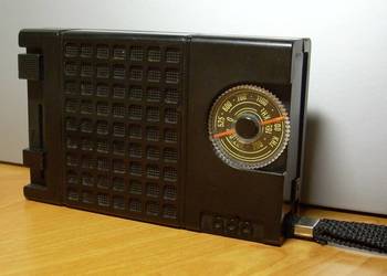 Radio Unitra Ada Eltra Ada MOT- 755 Radio dwuzakresowe produkcji Unitra